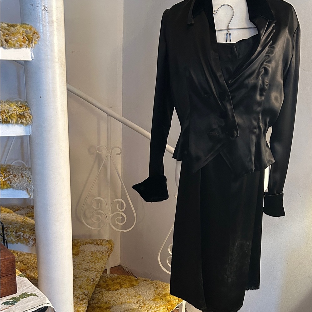 Real Vintage Elegant Black Satin jacket and skirt